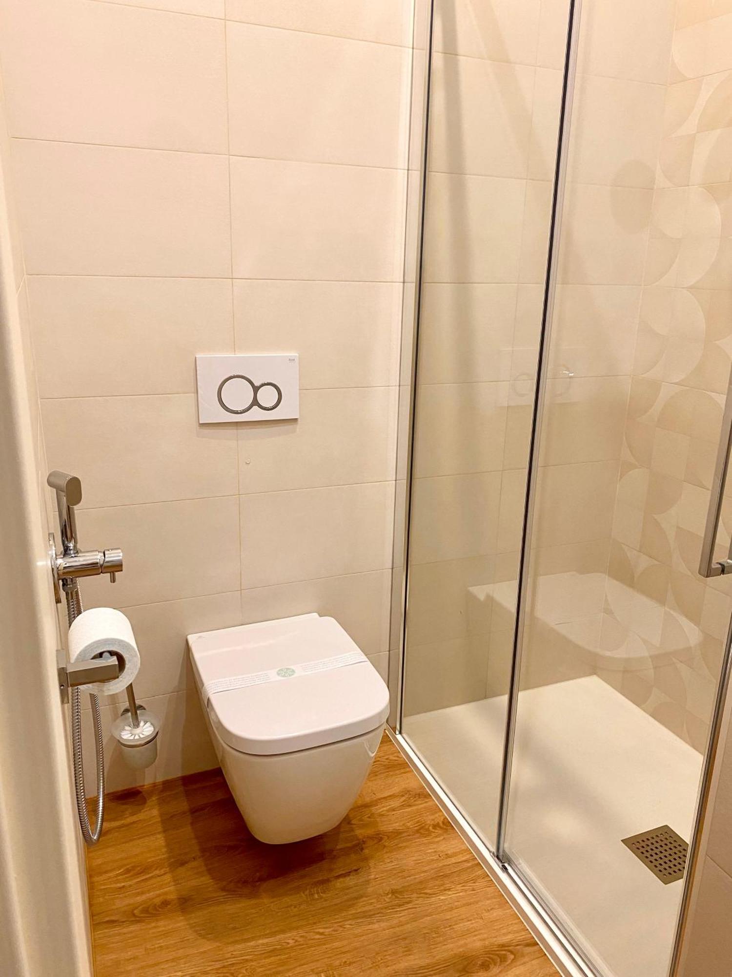 Domus 44 Rooms Verona Luaran gambar