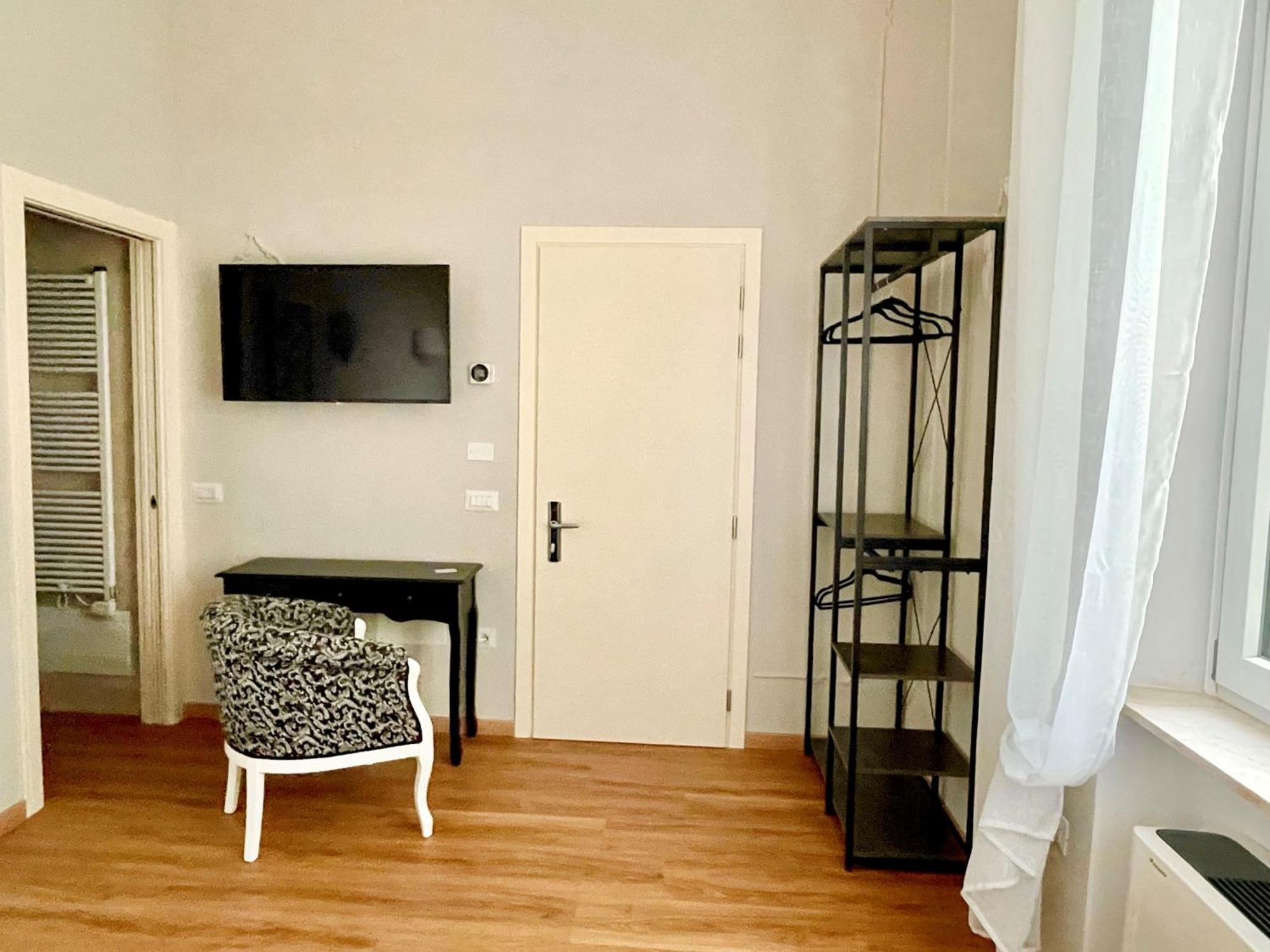 Domus 44 Rooms Verona Luaran gambar